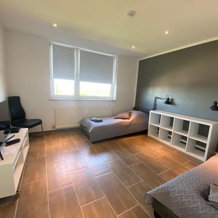 Duisburg Von Oben 3,5 Zimmer 8.Og Frisch Saniert المظهر الخارجي الصورة